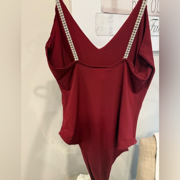 Women’s Body Suit with rhinestone straps size M - Picture 3 of 3